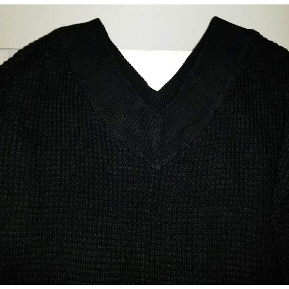 Black Zenana Sweater Size Large 1197 - Picture 3 of 4